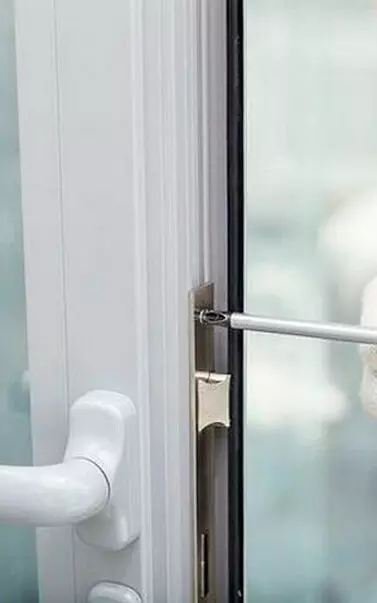 Ремонт и замена ПВХ створок